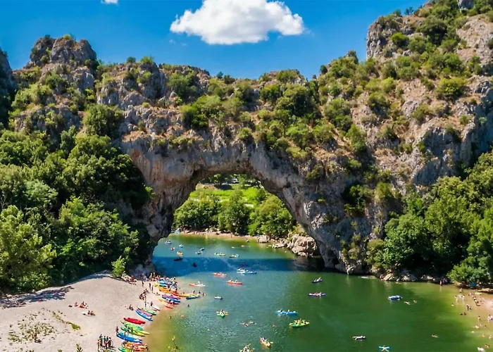 Mas Piscine Proche Uzes Hébergement de vacances Fontarèches